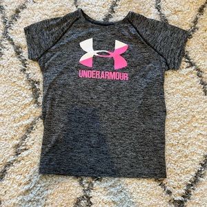 Under Armour youth tshirt